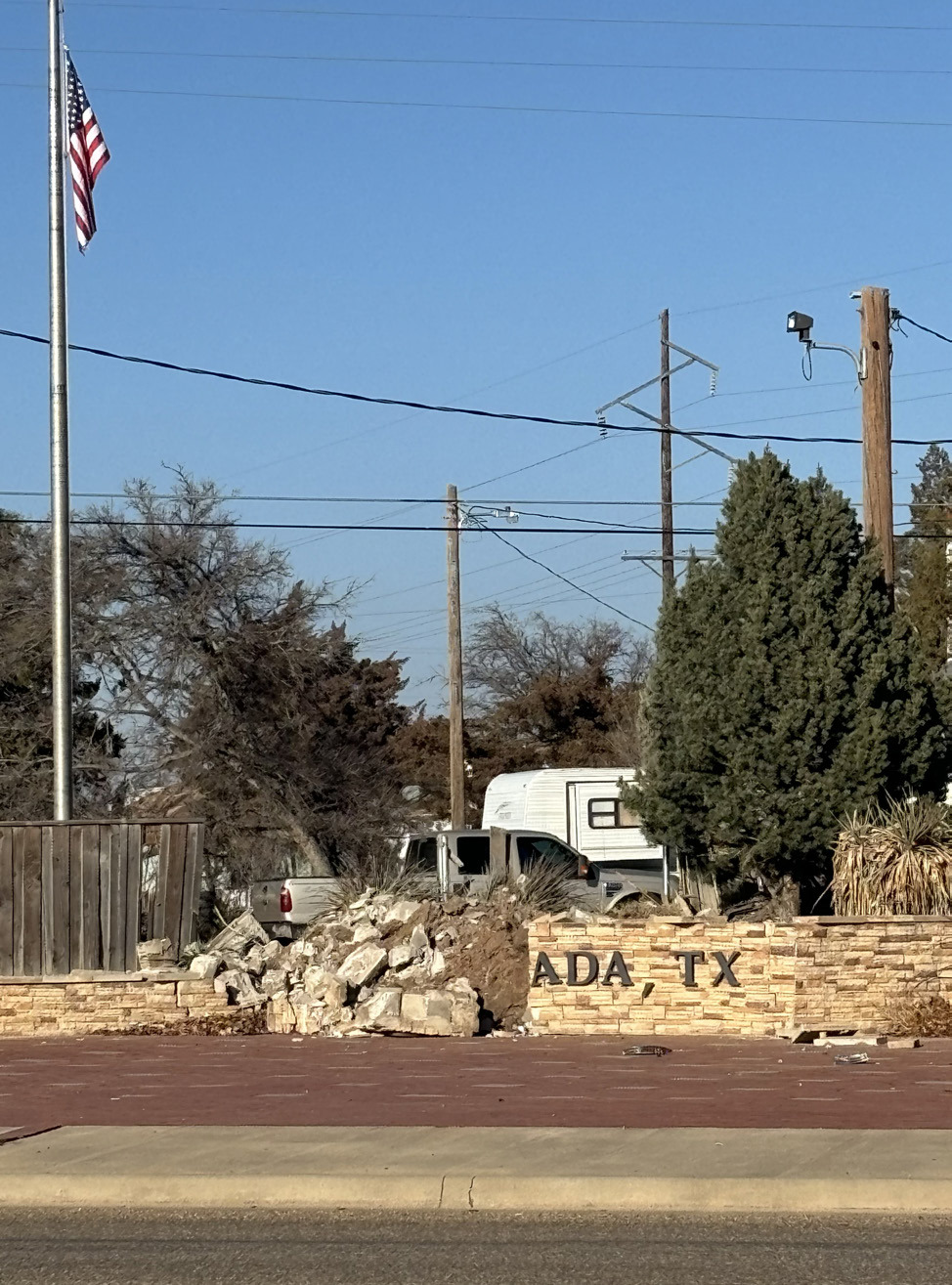 Plainview man dies Christmas Eve in Floydada crash