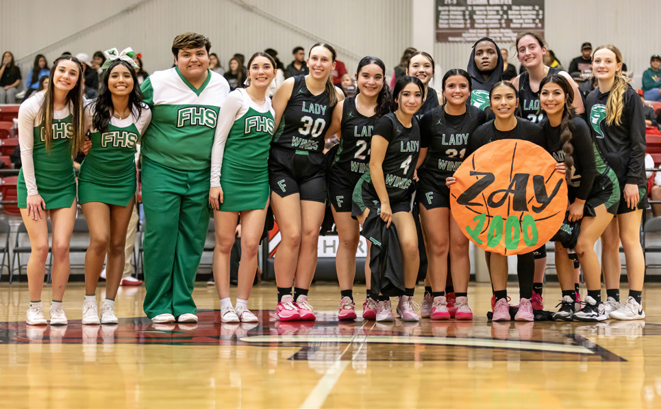 THOUSANDAIRE CLUB The Lady Winds’Zay Santos surpassed her career 1,000-point mark during the team’s 66-37 victory over New Deal. | CERVANTES PHOTOGRAPHY
