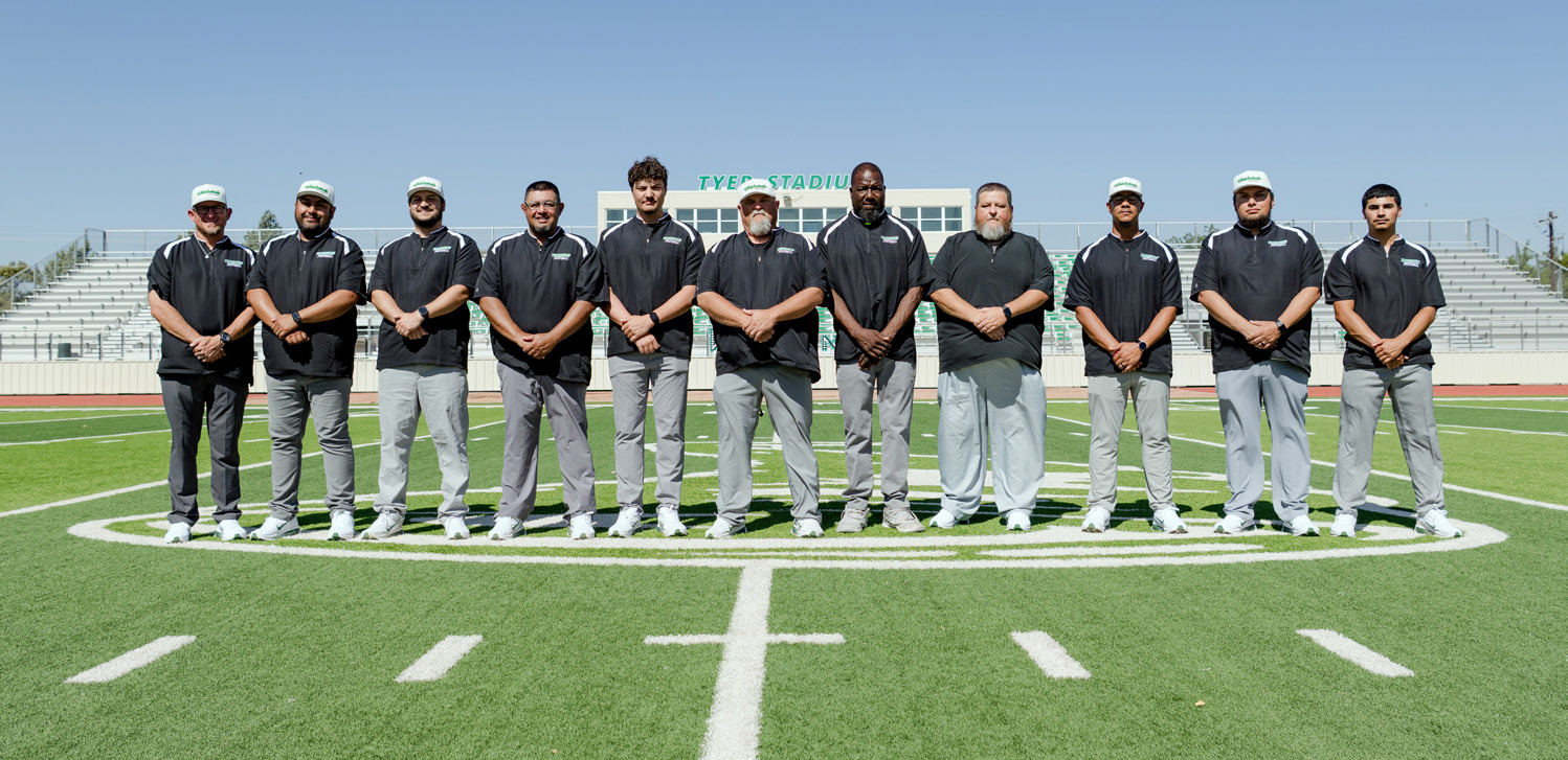 ABOVE: 2026–27 FLOYDADA WHIRLWINDS COACHING STAFF (FROM LEFT) JONATHAN THIEBAUD, JONATHAN RAMIREZ, ANDREW SHORES, JEFFREY FABILA, DREW SMITH, HEAD COACH/ ATHLETIC DIRECTOR JEFF SMITH, BRANDON WICKWARE, DANIEL LOGSDON, TYSON JONES, JEREMY HINOJOSA AND SAUL REYES. | ROBIN’S NEST PHOTOGRAPHY