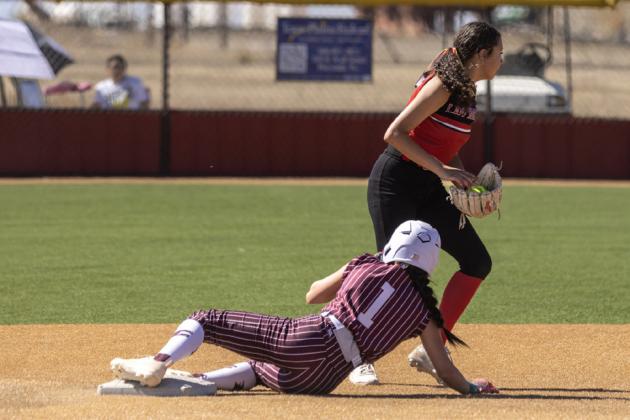 Longhorns take 8-4 win over Springlake-Earth