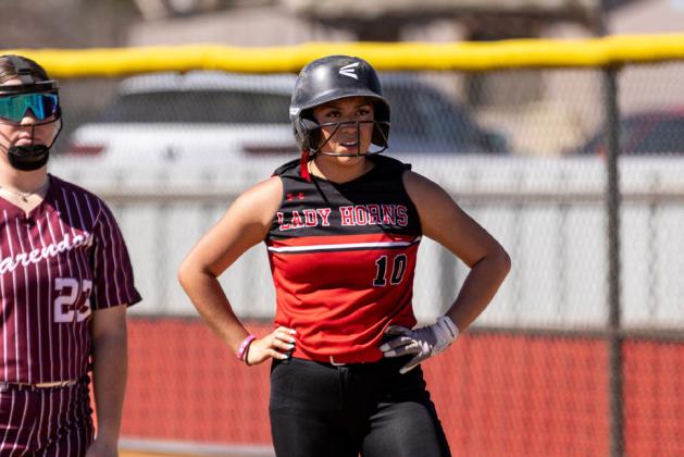Longhorns take 8-4 win over Springlake-Earth