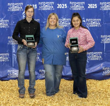 • SHOWMANSHIP AWARDS •