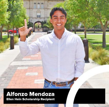 Texas Tech Credit Union awards Ellen Hein scholarship to Mendoza