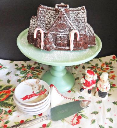 Gingerbread houses, traditional and new