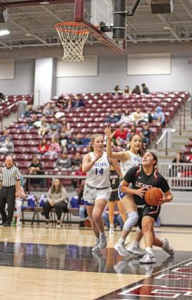 Longhorns and Lady Horns win over Ralls, lose to Olton
