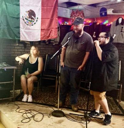 Lockney’s Old Maroon Saloon kicks off karaoke night