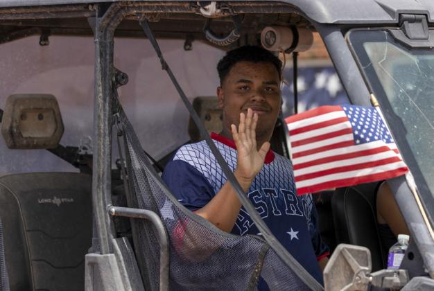 SPOTLIGHT ON FLOYDADA FOURTH OF JULY DOWNTOWN PARADE