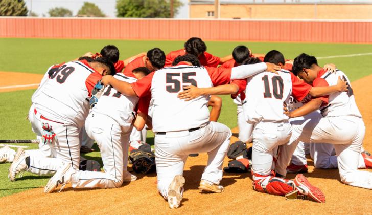 SPOTLIGHT ON LOCKNEY BASEBALL SR NIGHT