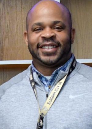 Floydada names new boys head basketball coach
