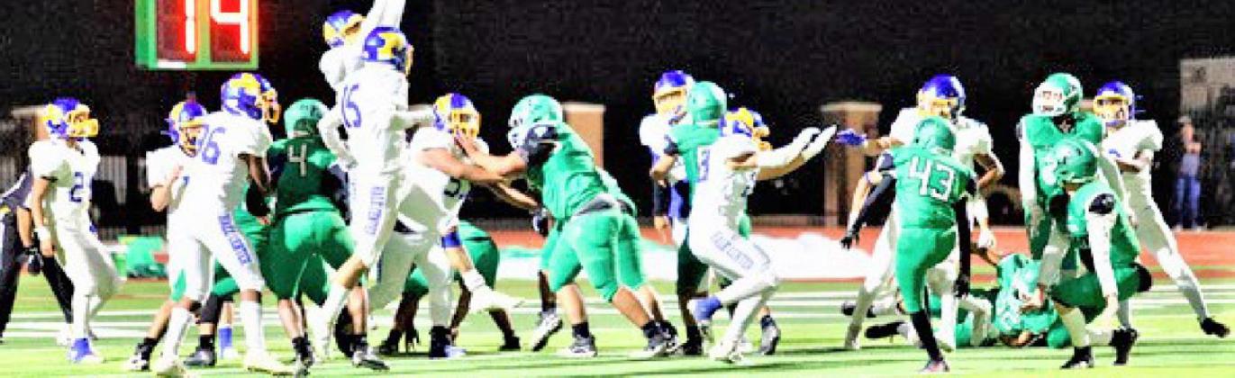Whirlwind seniors earn 2nd playoff trip with come-from-behind victory