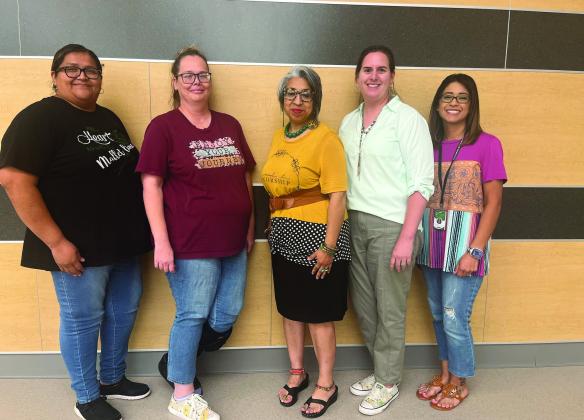 F LOYDADA BOOSTER OFFICERS Floydada Booster officers were elected Monday night.These will be the booster offices for the 2023-2024 year: Secretary- Marissa Reyes Treasurer- Natalie Snowden 2nd Vice President- Brandi Pesina 1st Vice President-Jamie Reyes President- Kim Cuellar | COURTESY PHOTO