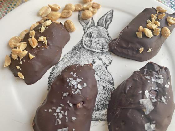 SWEET TREATS FOR EASTER After molding these candy bars by hand, and coating in chocolate, sprinkle on a tad of flaky sea salt, or chopped peanuts, for added flavor and texture. | ANGELINA LaRUE PHOTO
