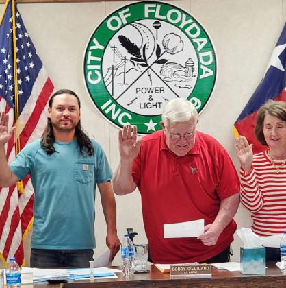SWEARING IN The City of Floydada’s reelected council members and mayor were administered the oath of office at the May 20, 2025, board meeting. From left are Tate Greer, Mayor Bobby Gilliland and Dana Crossland. | COURTESY PHOTO