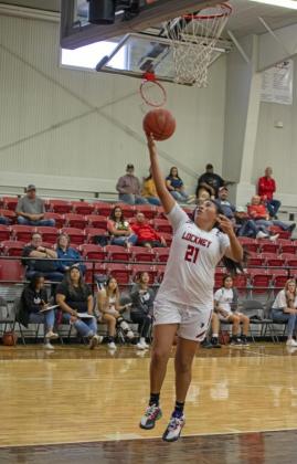Lady Horns open hoops season with win over Dimmitt Bobbies, 65-38