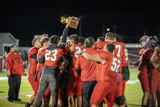 DISTRICT CHAMPS The Lockney Longhorns brought home a decisive win over Bovina 50–36 on Nov. 3 despite injuries in the first half. MORE PHOTOS, PAGE 9 | CERVANTES PHOTOGRAPHY