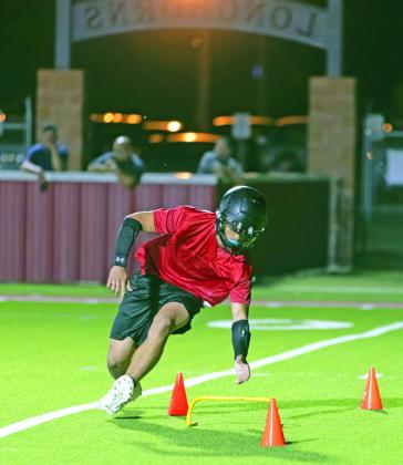 Longhorn football practices in full swing