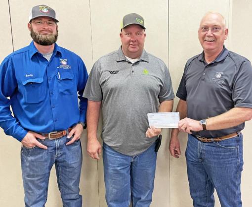 Lighthouse donates to Floydada VFD