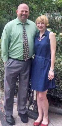 RETURN TO LOCKNEY Dewayne Jones (left, shown here with wife, Carrie, has been named new junior high principal of his alma mater. Jones is a graduate of the Lockney class of 1997. | COURTESY PHOTO