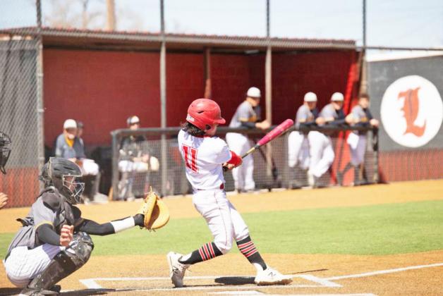 Longhorns win over Petersburg; Thiebaud throws no-hitter