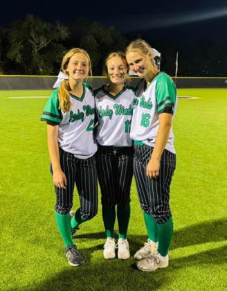 Lady Winds waste no time steamrolling Seymour in area playoff