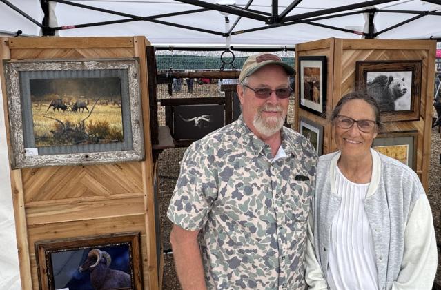 MULTIPLE GENERATIONS of the Helium Heights family contributed to its opening weekend June 5–6, with Megan Rosenbach’s parents, Tracy and Nancy Heaton of Fort Morgan, Colorado (above), exhibiting nature and industrial photography and daughters Madison and Kendra helping in numerous ways. | TEXAS SPUR