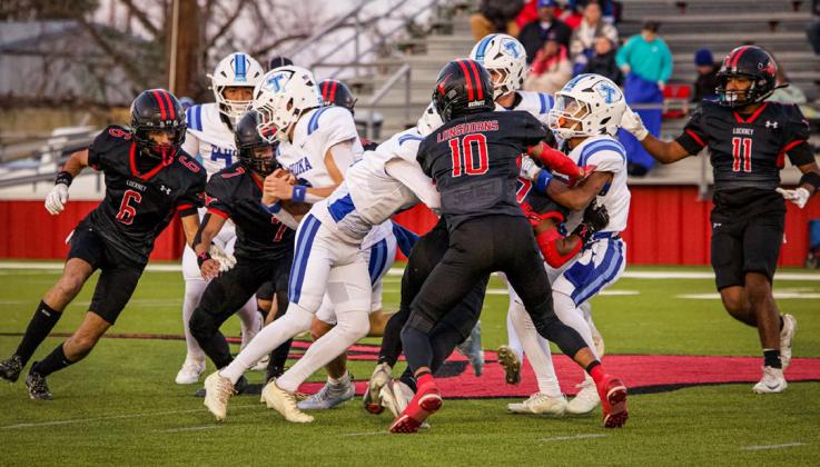 TESTED BY TAHOKA The Bulldogs tested an inexperienced Longhorns front with defensive pressure and varied looks, but Lockney’s linemen kept fighting, adjusting and finding their rhythm as the game progressed. | CERVANTES PHOTOGRAPHY