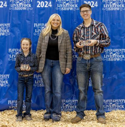 • SHOWMANSHIP AWARDS •