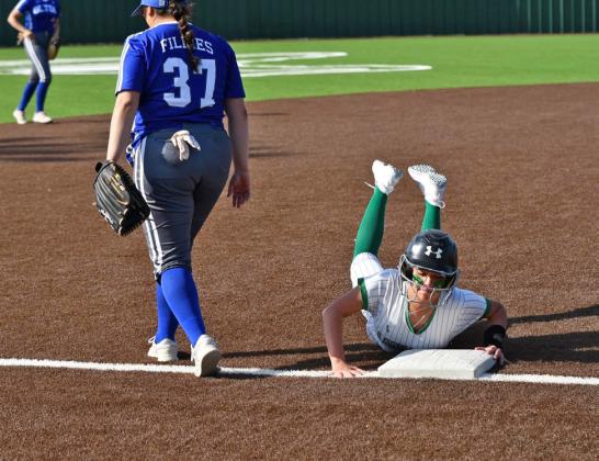 Pyle throws perfect game in Lady Winds’ win over Olton March 19, 18-0