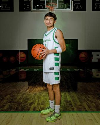 MANNY DE LA FUENTE • SENIOR 1ST TEAM ALL-DISTRICT