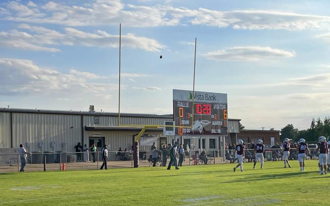 Whirlwinds swarm Jackrabbits 34-6 in season opener