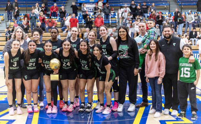 Lady Winds topple Gruver, land in regional quarterfinals