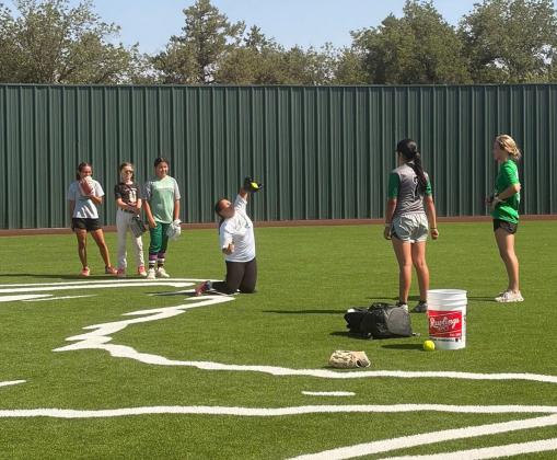 SPOTLIGHT ON LADY WINDS SOFTBALL CAMP