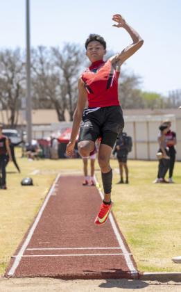 SPOTLIGHT ON LOCKNEY TRACK