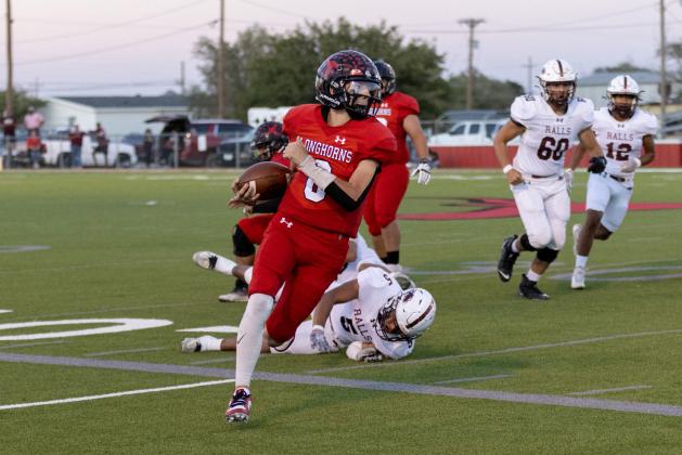 Lockney rolls over Jackrabbits 35-22