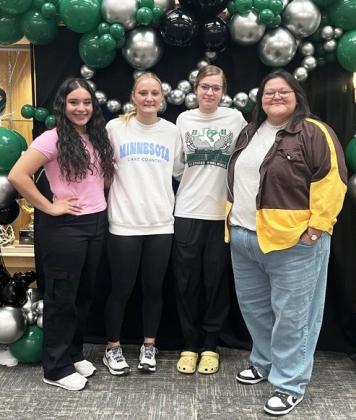 SENIOR CLASS President: Mia Snowden VP: Kristen Pyle Secretary: Katelyn Ramirez Treasurer: Ava Gonzales