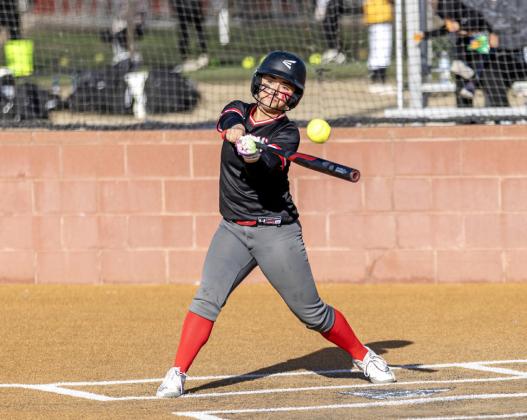 Lockney Lady Horns wrap up 3–2 in softball tourney