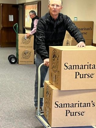 SPOTLIGHT ON OPERATION CHRISTMAS CHILD SHOEBOX PACKING AT FBC FLOYDADA