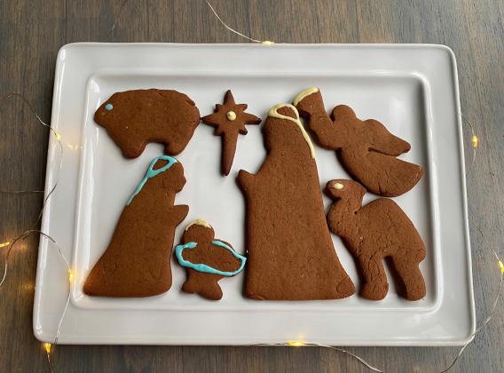 MOLASSES AND GINGER are a match made in holiday heaven, especially for cookies that can be baked an taken to a variety of events. | ANGELINA LARUE PHOTO