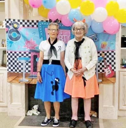 ’50s SOCK HOP DAY AT BEE HIVE