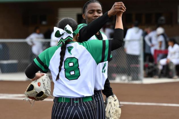 SPOTLIGHT ON LADY WINDS SOFTBALL