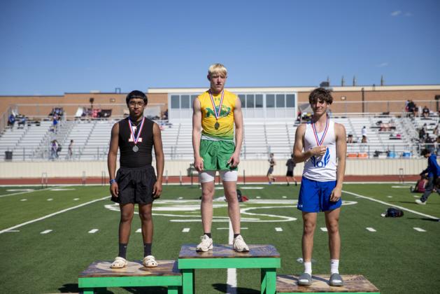Lockney, Floydada students at District track meet