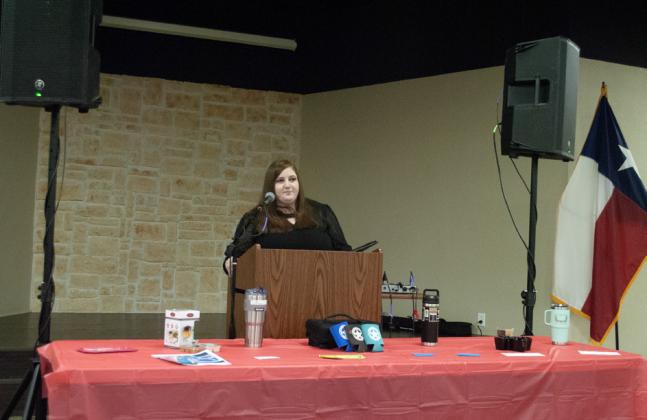 CHAMBER PRESIDENT Floydada Chamber of Commerce and Agriculture president Kalli Martin served as emcee for the 2022 banquet. | HESPERIAN-BEACON