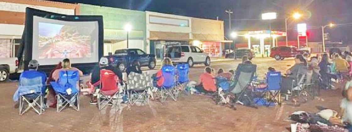 LOCKNEY OUTDOOR MOVIE NIGHT