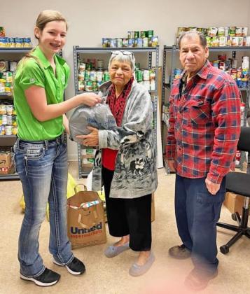 Snowden delivers Souper Bowl donations to Floyd County food banks