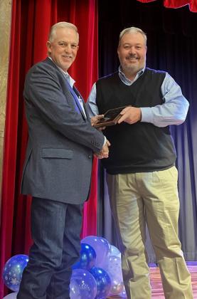 CITIZEN OFTHEYEAR Chad Cook (right) presented Aaron Wilson the Citizen of the Year 2023 award at the Lockney Chamber Banquet. | LOCKNEY CHAMBER PHOTO