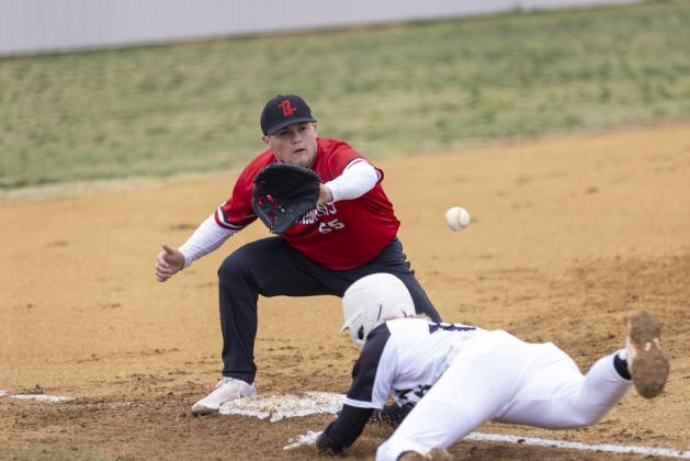 Haygen Lefevre trying to catch a Hornet on 3rd.