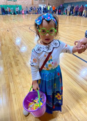 SPOTLIGHT ON TRUNK OR TREATING