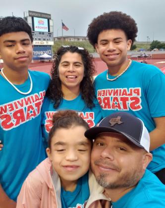 Alessandra Banda received gold in the 100-meter sprint, gold in the 4x100-meter relay, and bronze in the softball throw.