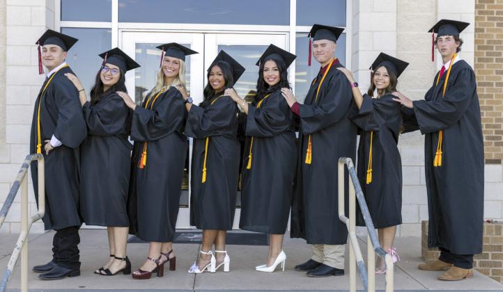 SPOTLIGHT ON LHS GRADUATION MAY 2024