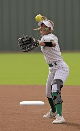 Floyd County rivalry continues on baseball, softball diamonds